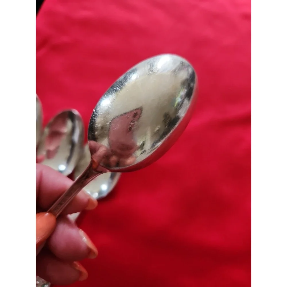 Lot of 4 Wm Rogers Grand Elegance International Silverplate 1959 Teaspoons 6in